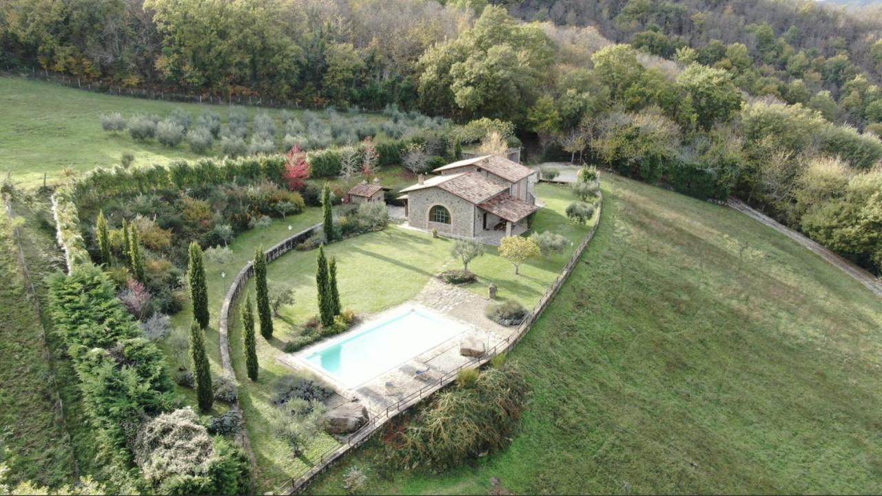 Villa Elisa - Private Pool & Airco Near Reschio Castle Lugnano 外观 照片