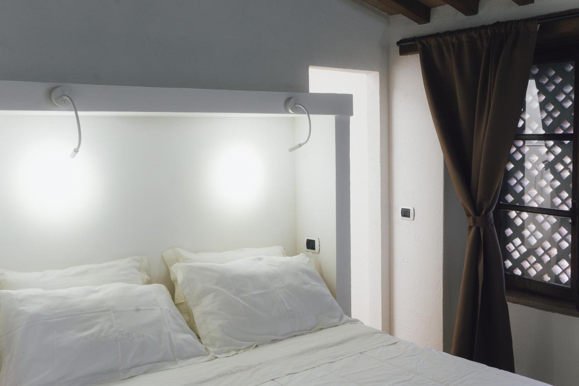 Villa Elisa - Private Pool & Airco Near Reschio Castle Lugnano 外观 照片