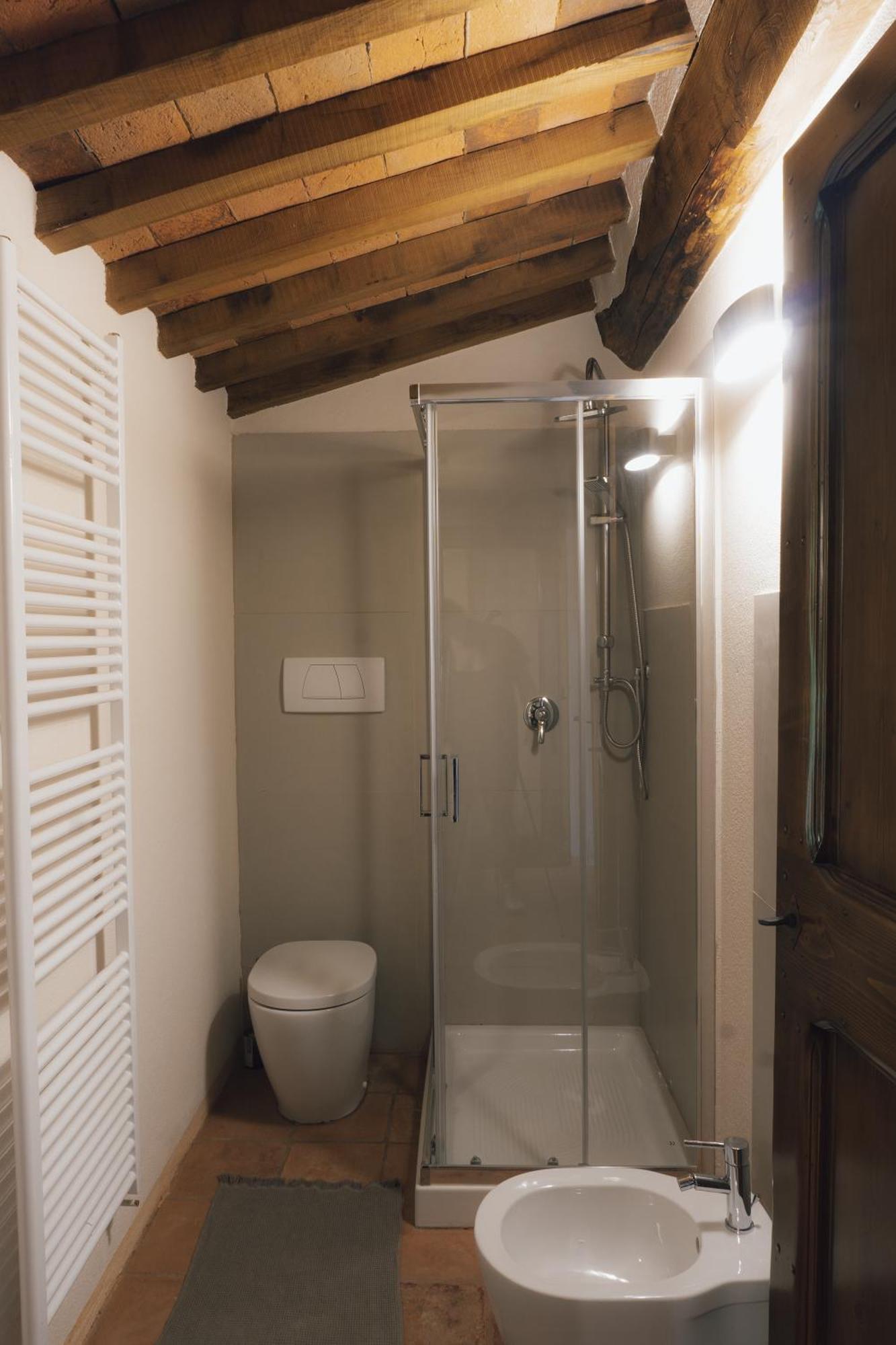 Villa Elisa - Private Pool & Airco Near Reschio Castle Lugnano 外观 照片